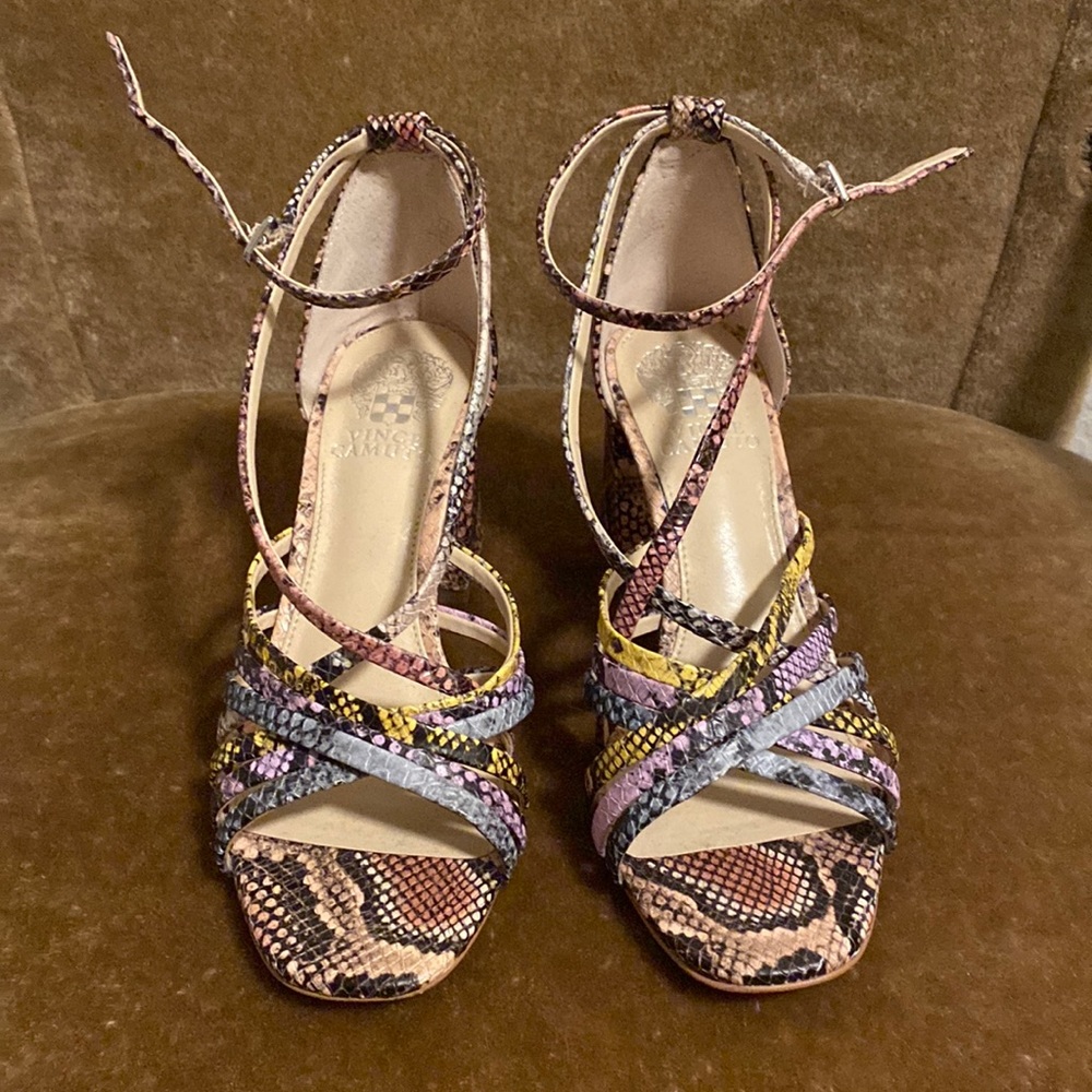 Excellent condition, snakeskin print Vince Camino heels.